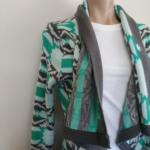 B Sharp Cardigan Fuzzy Tribal Print Mohair Sweater - Picture 4 of 6